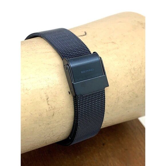 Bering Women's Watch 14531-307 Quartz Silver Blue Dial Mesh Stainless St… - Picture 9 of 13